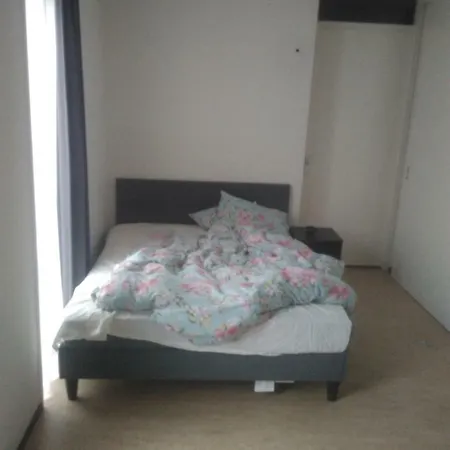 Ijmuidenbeachharlemadam * آيْماردين